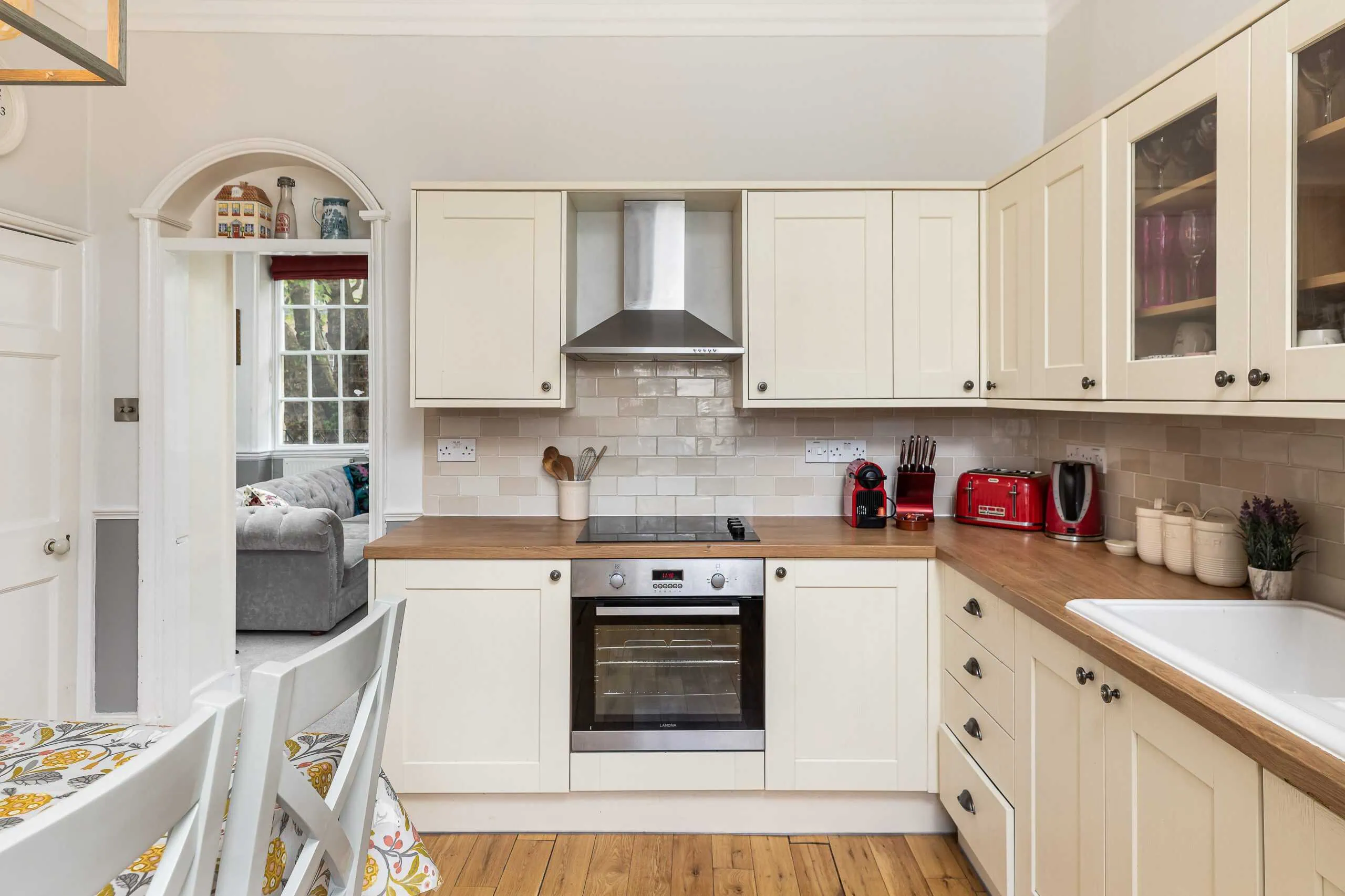 kitchen3 scaled 1