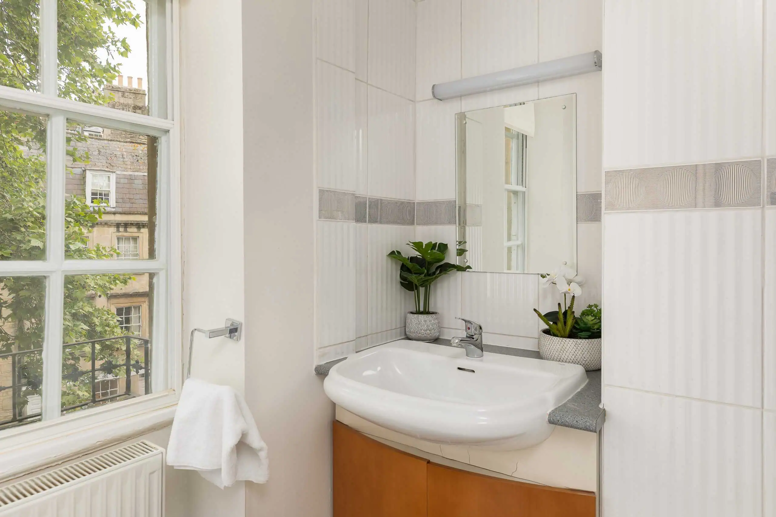 master ensuite2 scaled 1